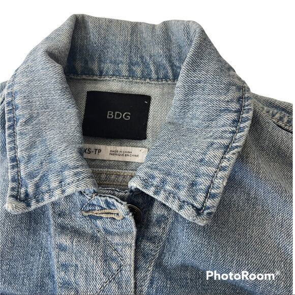 Urban Outfitters Size XS Trucker Denim Button‎ Jean Jacket - Picture 2 of 7